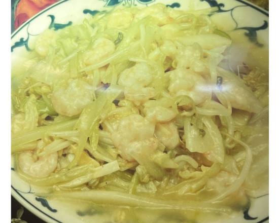 Order Shrimp Chow Mein food online from Little Chinese Kitchen store, Metairie on bringmethat.com
