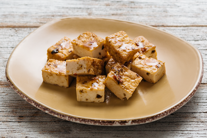 Order Ginger Garlic Tofu food online from Urban Plates store, Torrance on bringmethat.com