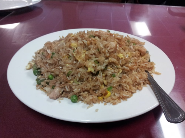 Order White Meat Chicken Fried Rice 白肉鸡炒饭 food online from Golden Kim Tar store, San Francisco on bringmethat.com