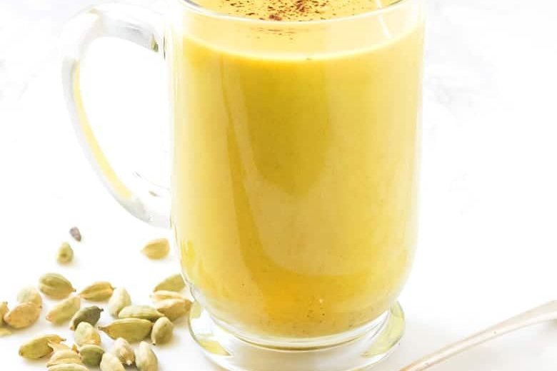 Order Golden Turmeric Latte food online from Lo/Cal Coffee Market store, Los Angeles on bringmethat.com