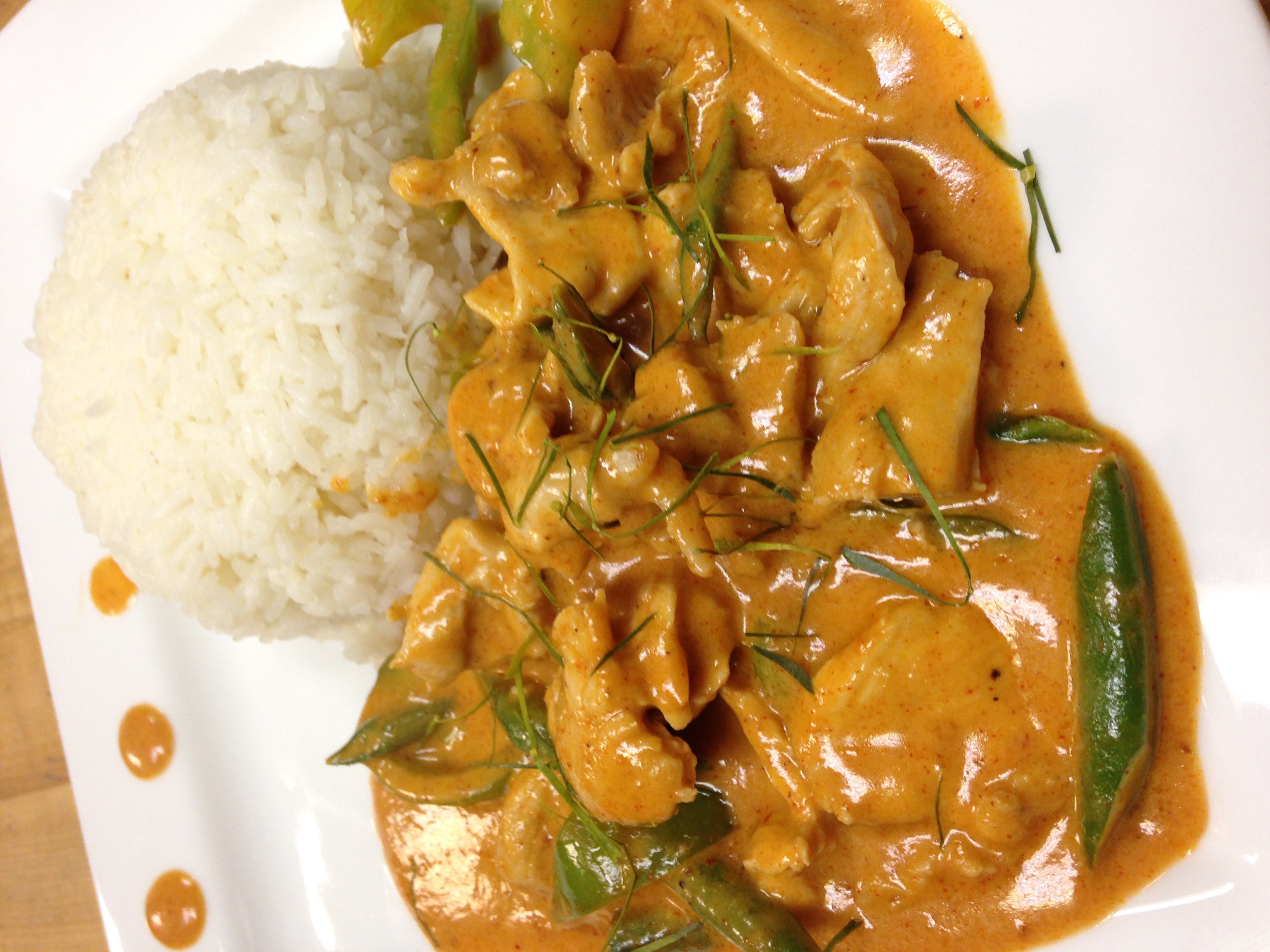 Order Panang Curry food online from Sushi Thai Delight store, Edmond on bringmethat.com