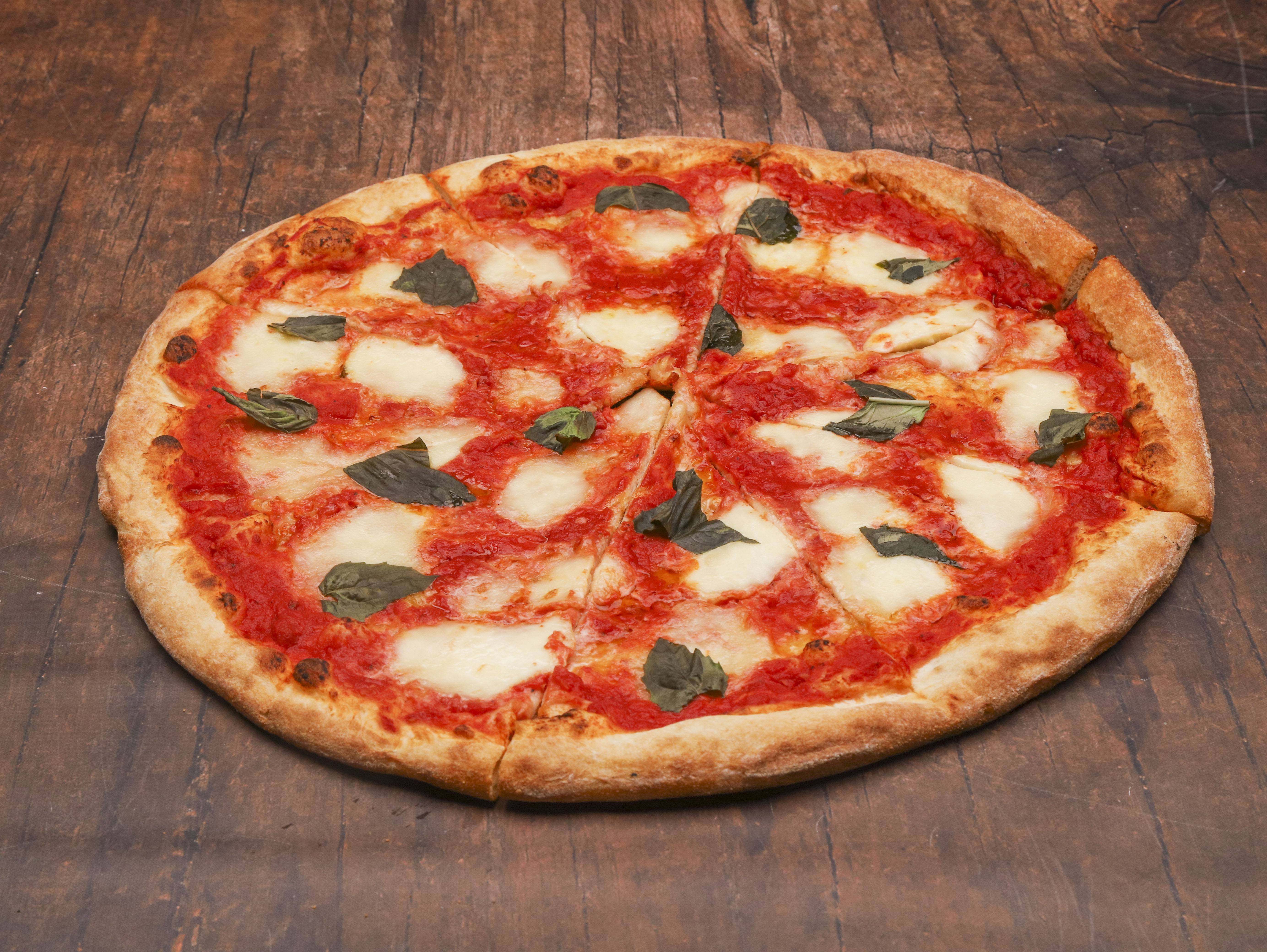 Order Regina Margherita Pizza food online from Luigis Pizza Fresca store, Marlton on bringmethat.com