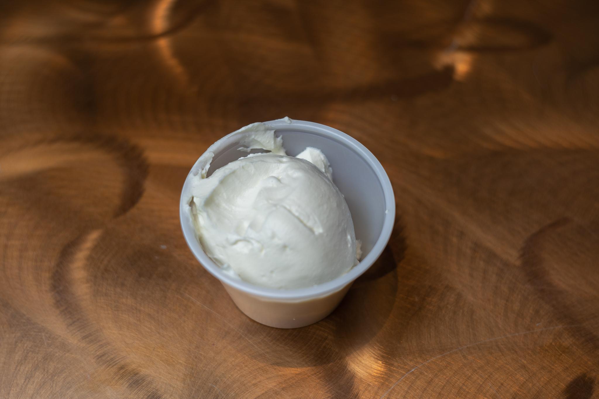 Order Side Sour Cream food online from Big Al's store, Vancouver on bringmethat.com