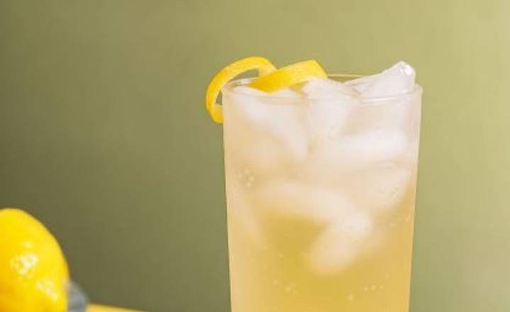 Order Iced Lemonade (16oz) food online from Caffe Nero store, Winchester on bringmethat.com