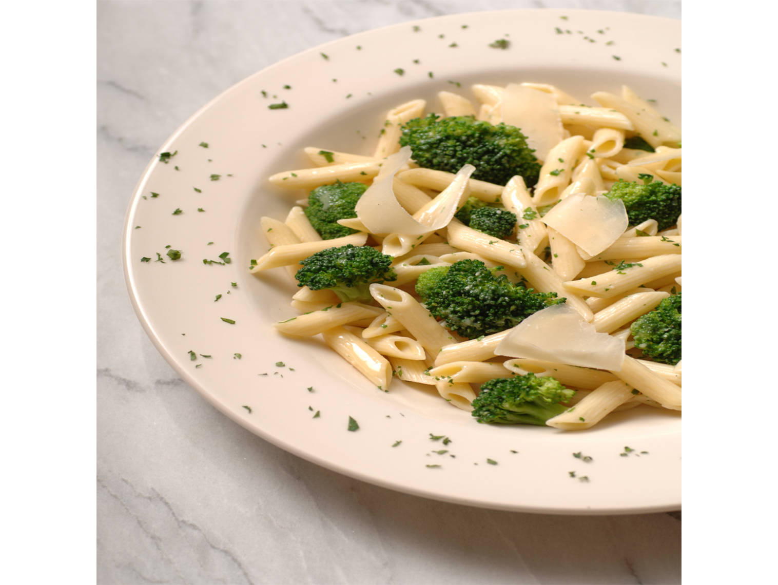 Order Penne Broccoli food online from Macianos Pizza & Pastaria store, Vernon Hills on bringmethat.com
