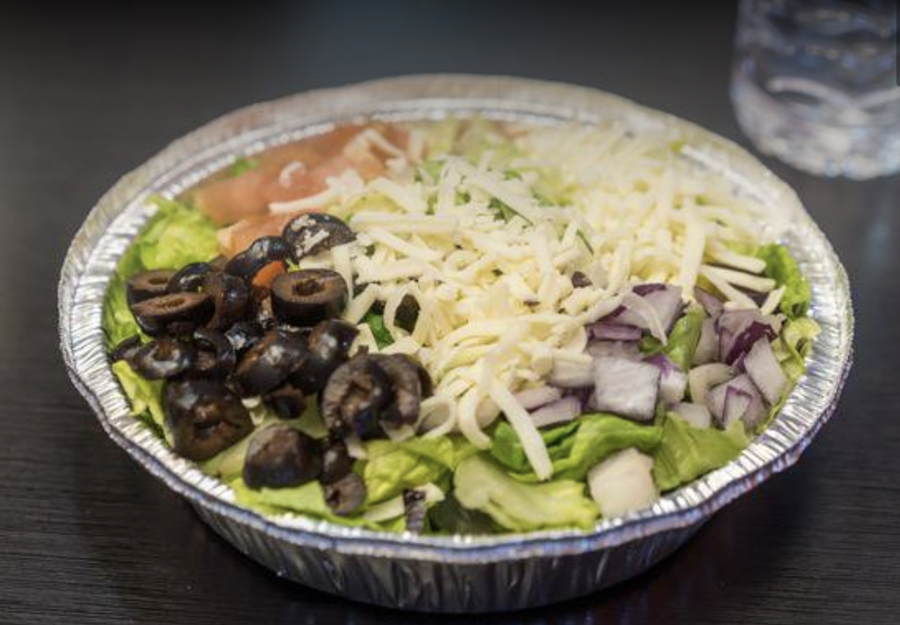 Order House Salad food online from Georgio's Pizza store, Cleveland on bringmethat.com