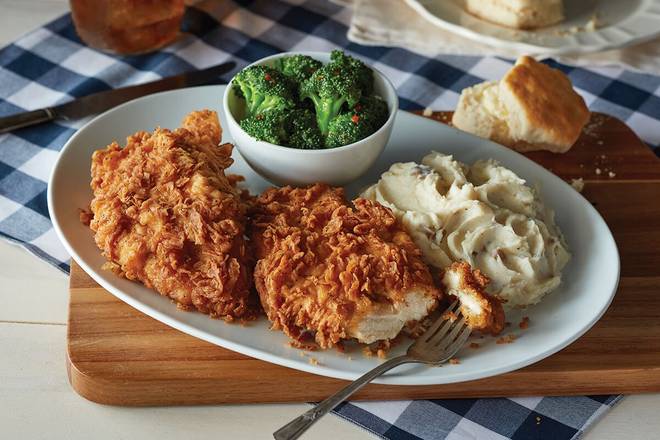 Order Sunday Homestyle Chicken® food online from Cracker Barrel Old Country Store store, Brooklyn on bringmethat.com