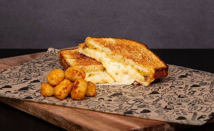 Order Classic Grilled Cheese - Uber food online from I Heart Mac and Cheese store, Highland Village on bringmethat.com