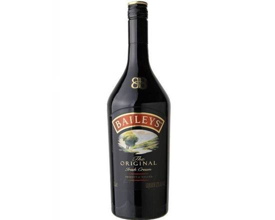 Order Baileys, The Original Irish Cream Liqueur · 1 L  food online from House Of Wine store, New Rochelle on bringmethat.com