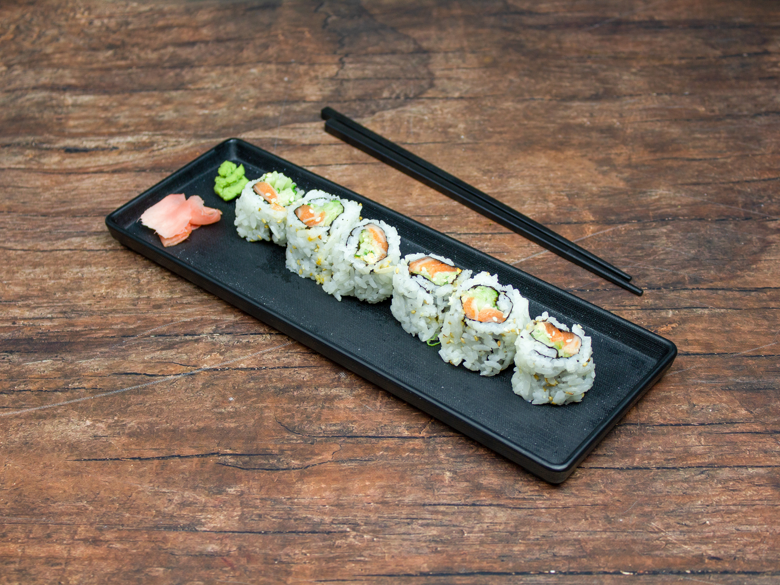Order Spicy Salmon Maki  food online from Zen Japanese Grill & Sushi Bar store, Boston on bringmethat.com