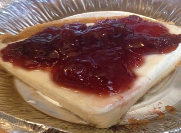 Order Strawberry Cheesecake - Dessert food online from Giovanni's Pizza & Pasta store, Pittsburgh on bringmethat.com