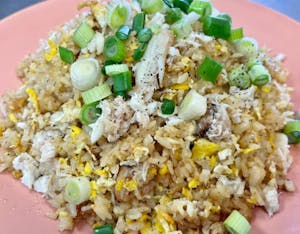 Order F4. Crab Fried Rice food online from Thai Der store, Las Vegas on bringmethat.com