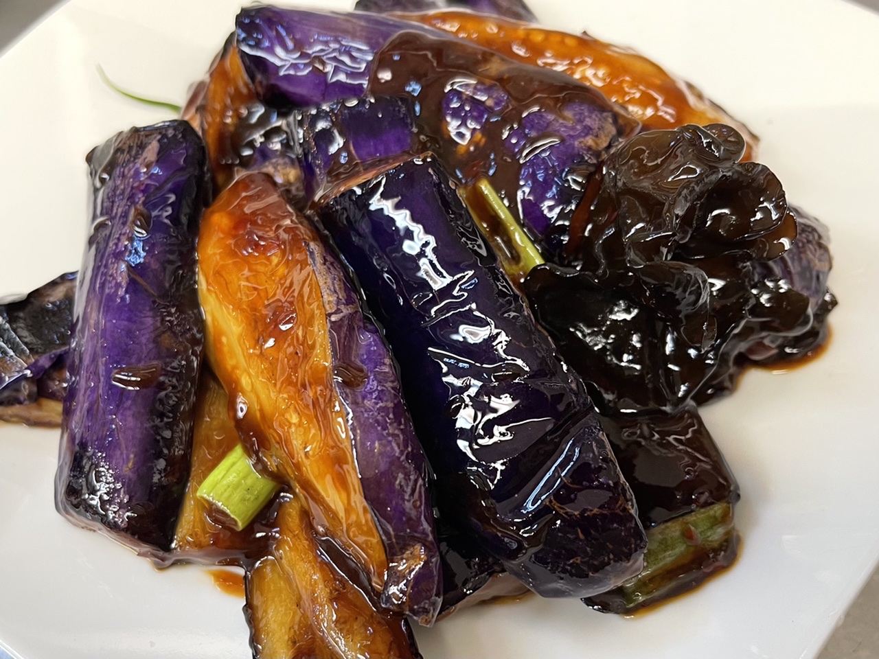 Order 406. Baby Eggplant with Spicy Garlic Sauce food online from Land Of Plenty store, New York on bringmethat.com