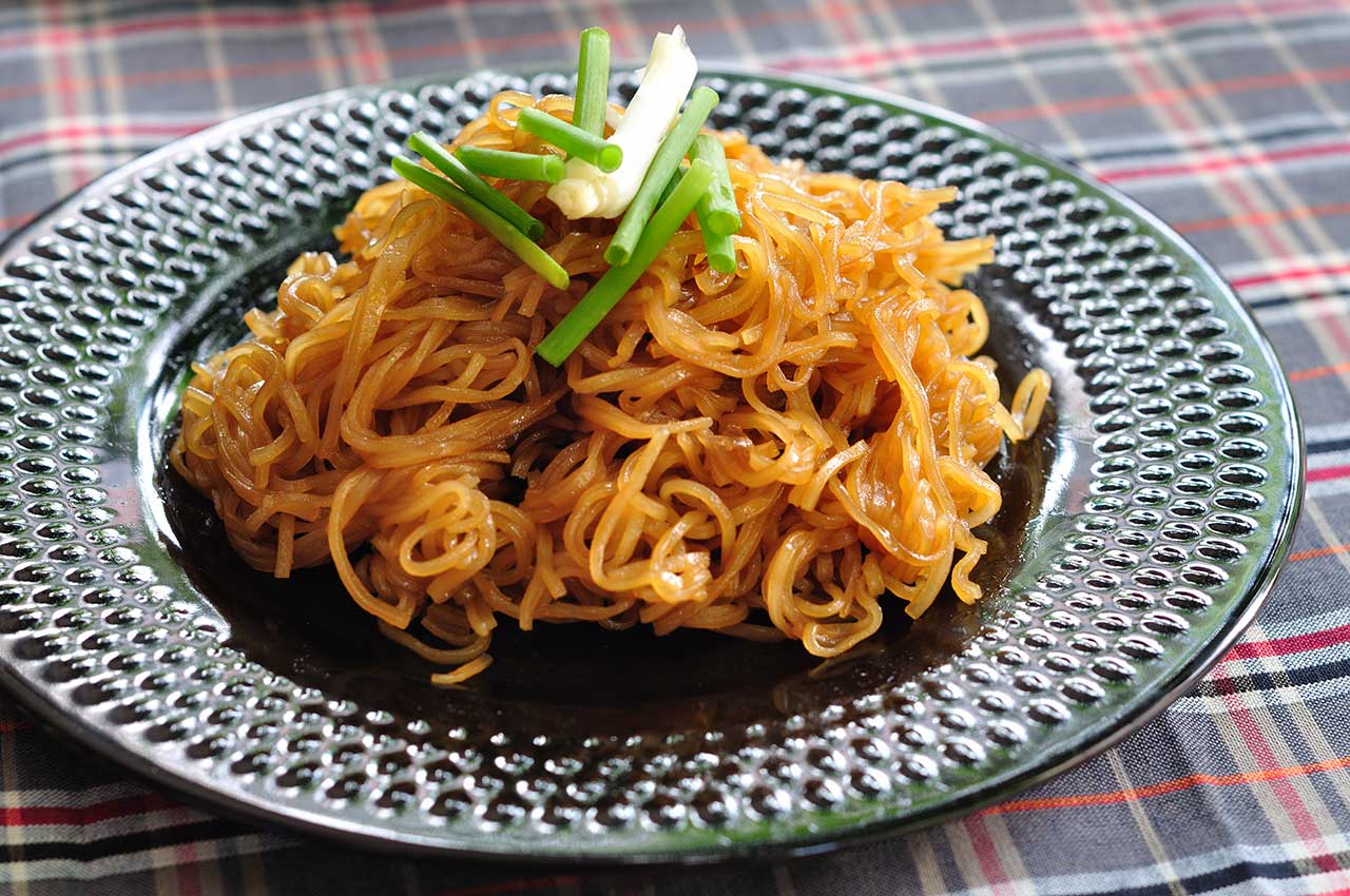 Order Isan Fried Rice Noodles food online from Somtum Der store, New York on bringmethat.com