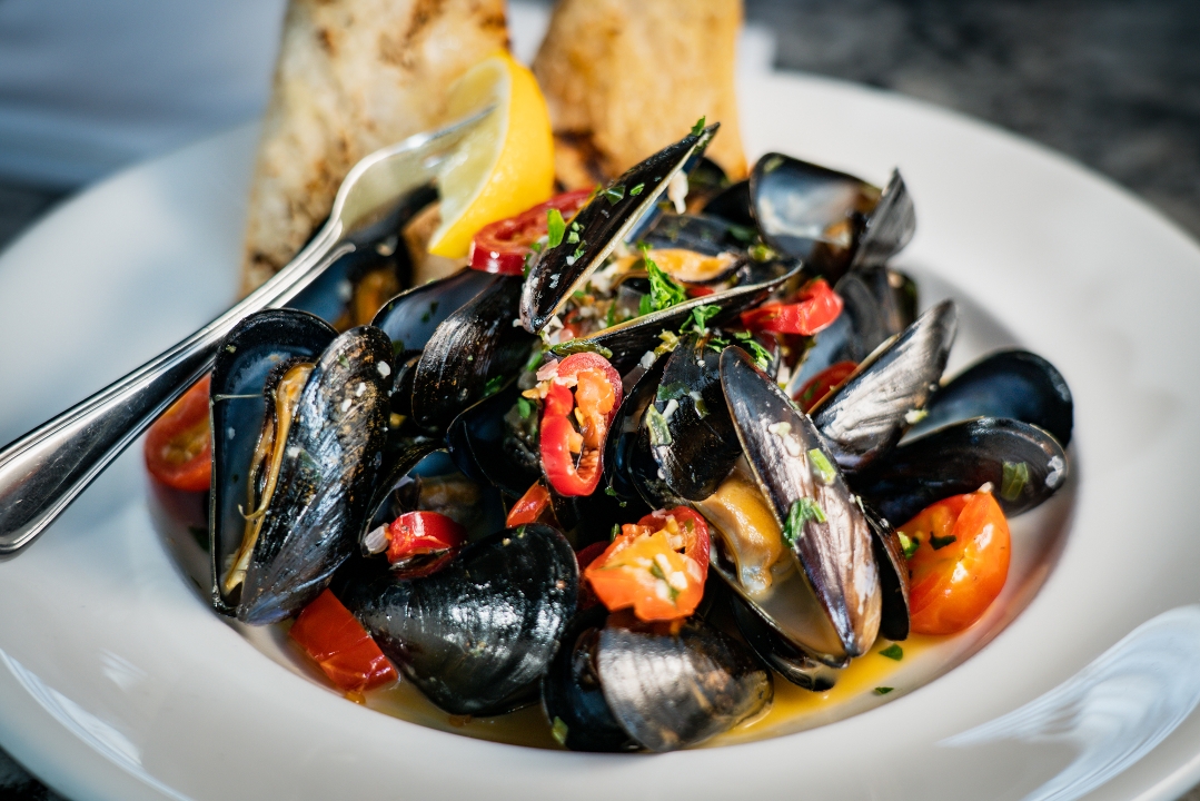 Order Spicy Mussels food online from The Boathouse store, Midlothian on bringmethat.com