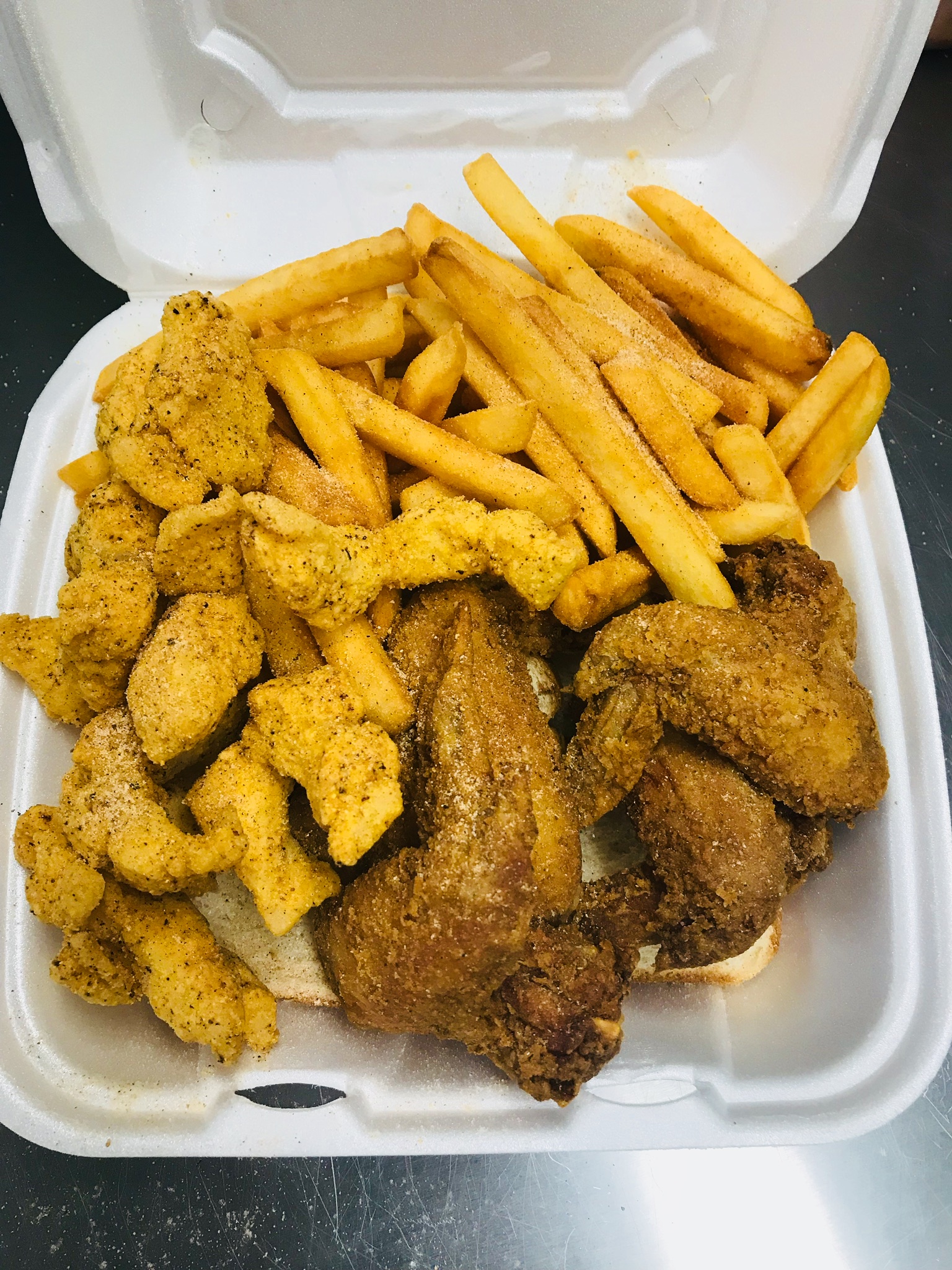 Order Pick 2 Combo food online from Pepper'S Fish And Chicken store, Columbus on bringmethat.com