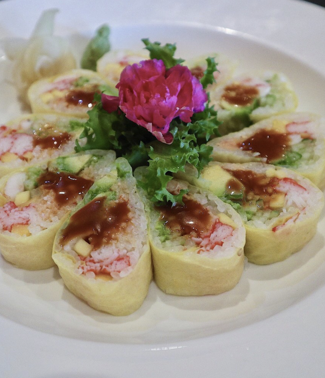 Order Sunflower Roll (10 Pieces)  food online from Yamasho Sushi Steakhouse store, Syracuse on bringmethat.com