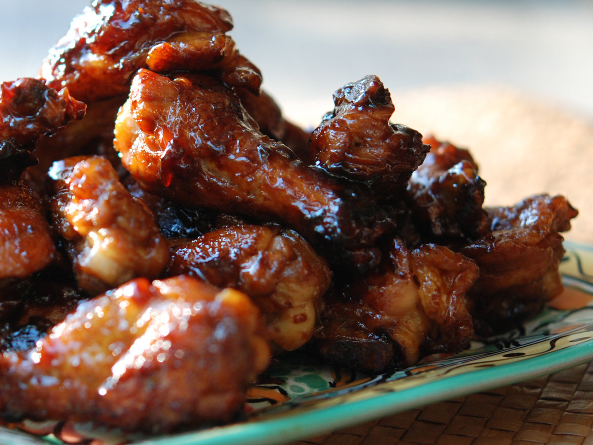 Order Sticky Chicken Wings food online from Jade Tree Asian Bistro store, Providence on bringmethat.com