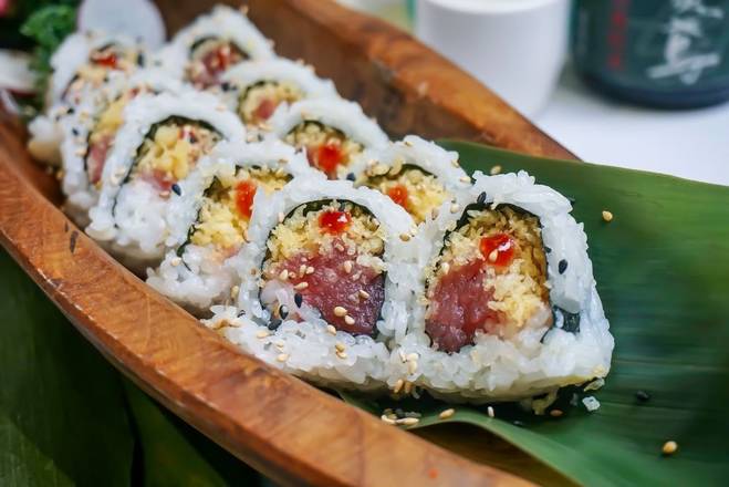 Order HOLLYWOOD ROLL food online from Sushi Sake store, Miami on bringmethat.com