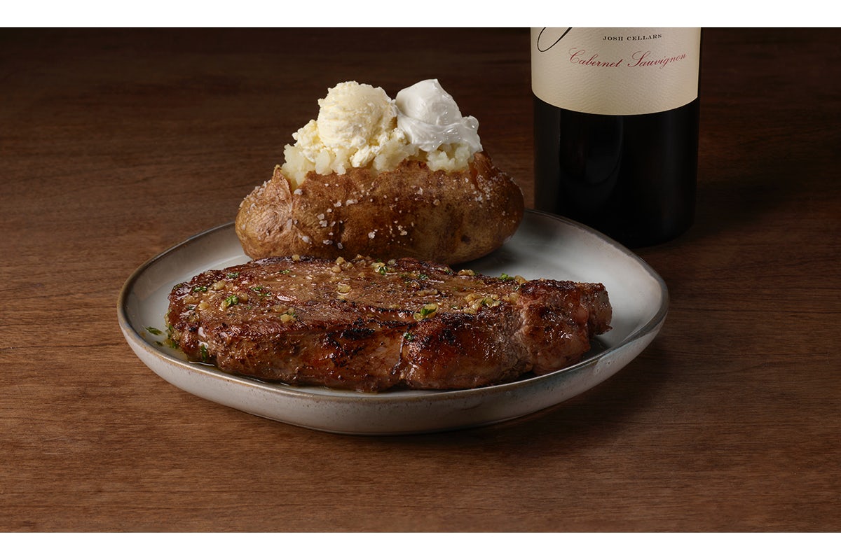 Order 6 oz Cajun Ribeye* food online from Ruby Tuesday store, Shelby on bringmethat.com
