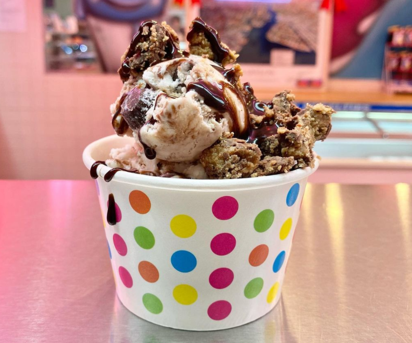 Order Hard Ice Cream Sundaes  food online from Sweet Sensations store, Babylon on bringmethat.com