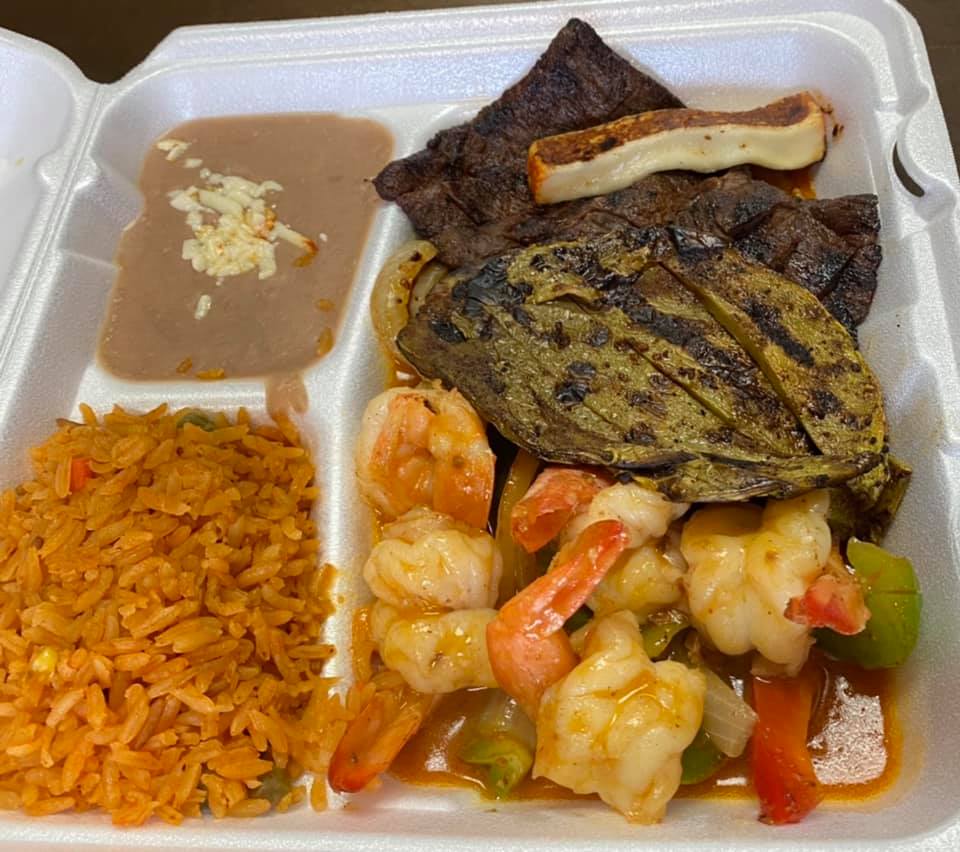 Order Combo Mar y Tierra food online from Macho Grill store, Forest Park on bringmethat.com