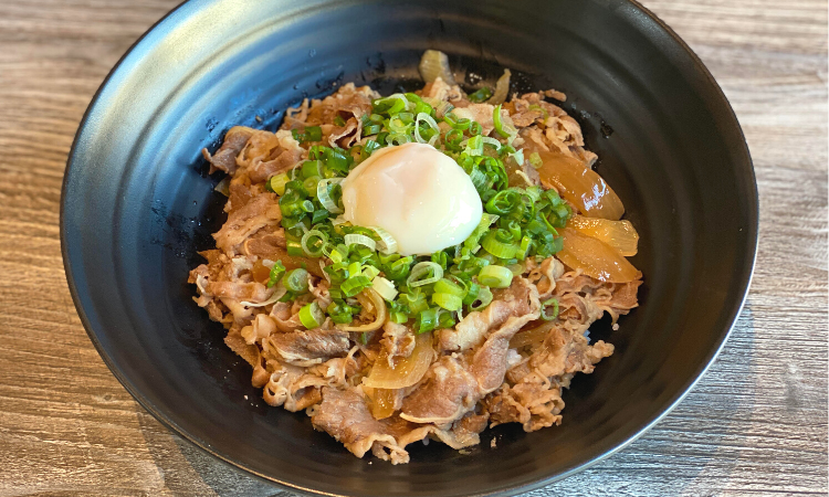 Order Negitama Beef Bowl food online from Shin-Sen-Gumi Yakitori & Men-Ya store, Alhambra on bringmethat.com