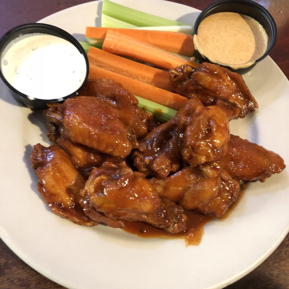 Order Blazing Brewhouse Wings Dinner food online from Jj Bitting Brewing Company store, Woodbridge Township on bringmethat.com