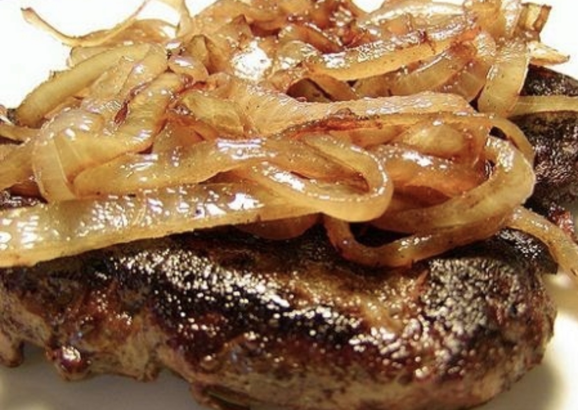 Order Beef Liver and Onions food online from 7 Cravings Soulfood Seafood Express store, Cleveland on bringmethat.com