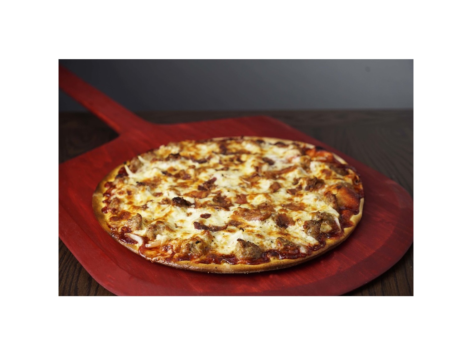 Order BBQ Special Pizza food online from Rosati's Pizza store, Woodridge on bringmethat.com