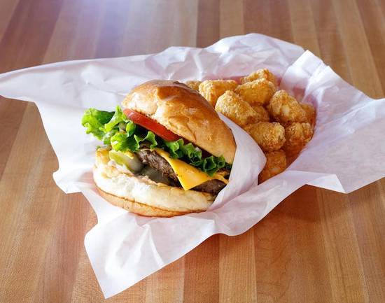 Order Cheeseburger food online from Cronies Sports Grill store, Agoura Hills on bringmethat.com