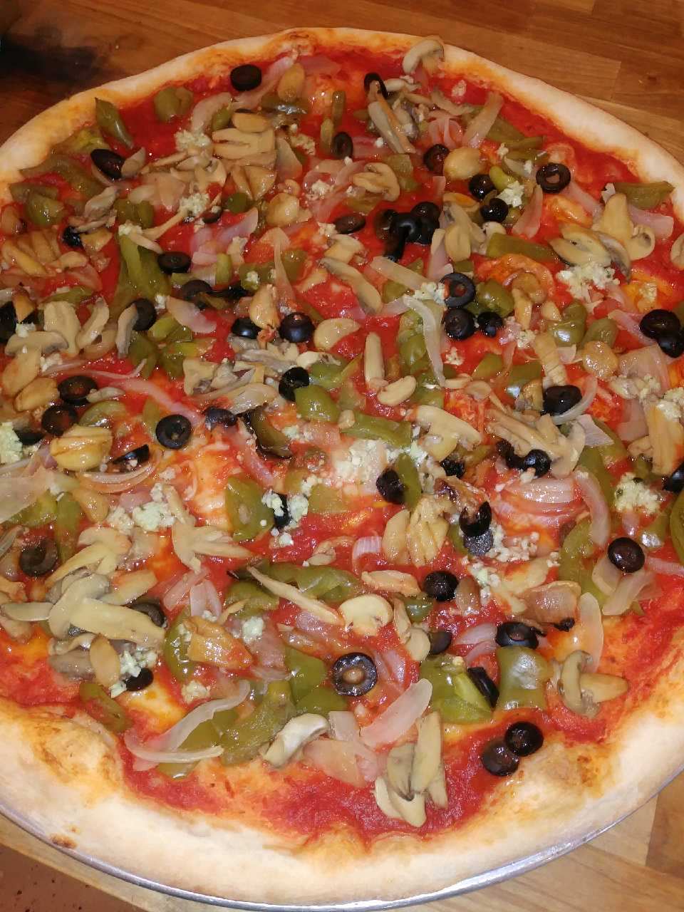 Order Vegan vegetable pizza w cheese  food online from Nola Mia Gelato Cafe store, New Orleans on bringmethat.com