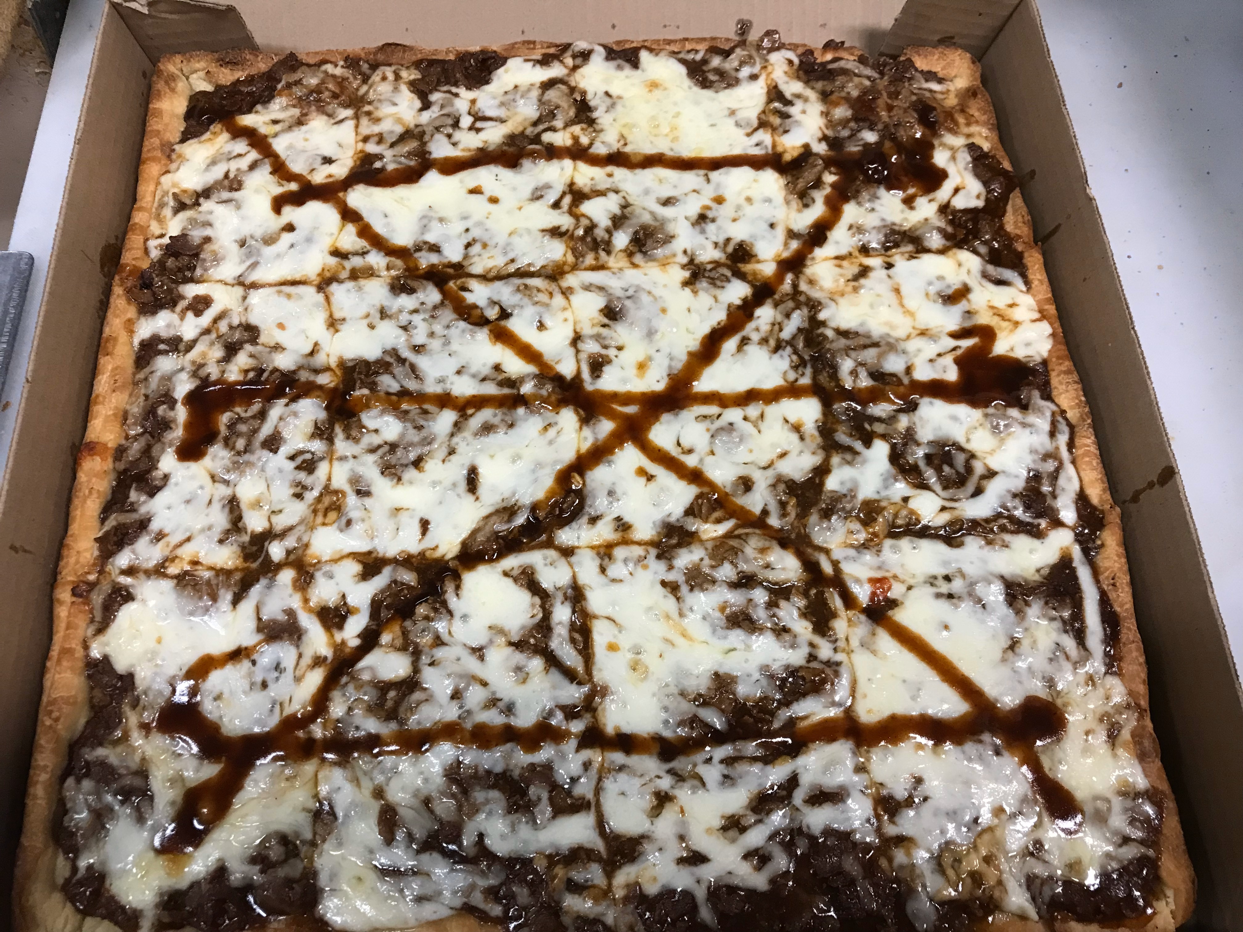 Order BBQ Chicken Pizza food online from Sal Vito Pizza at Ritz store, Voorhees on bringmethat.com