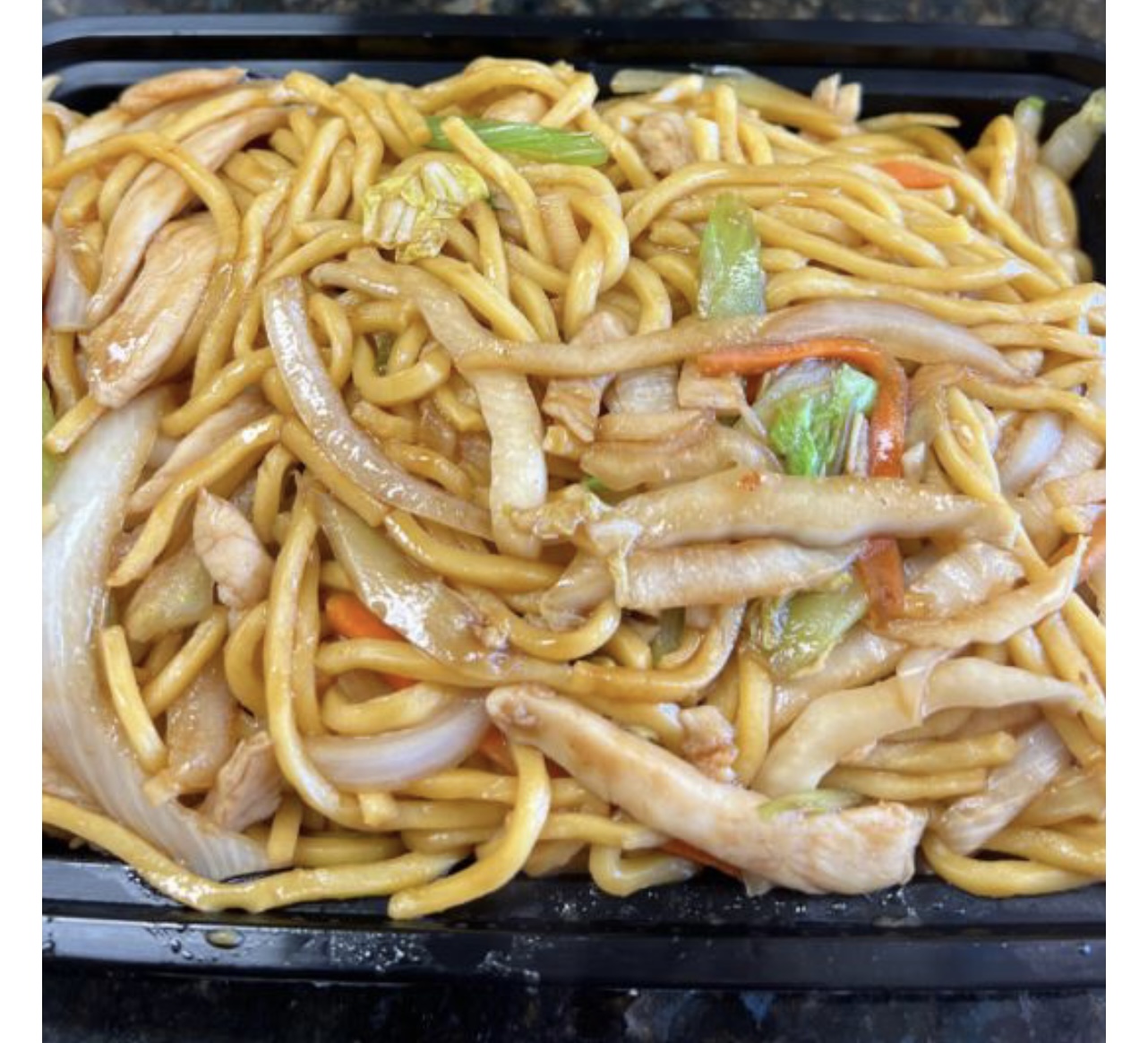 Order Chicken Lo Mein 鸡捞面 food online from China Star store, Blue Bell on bringmethat.com