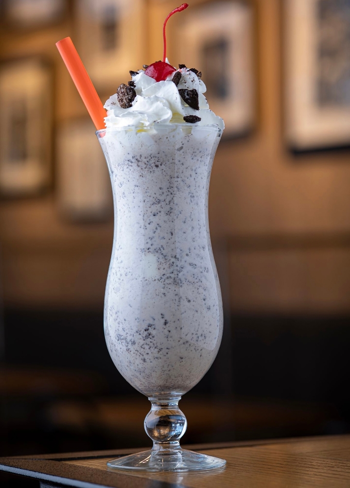 Order Cookies & Cream Shake food online from Eggy's store, Chicago on bringmethat.com