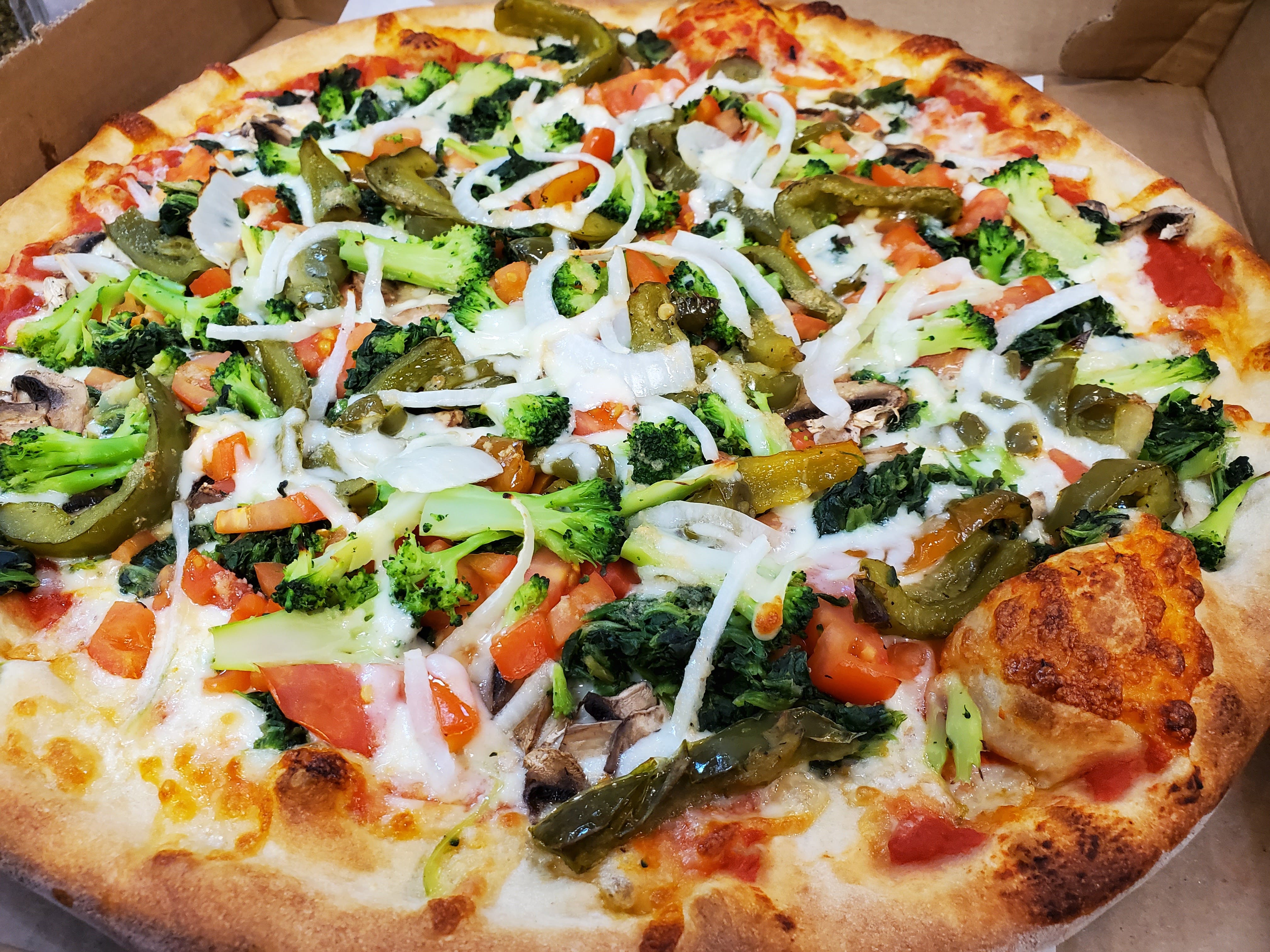 Order Veggie Pizza - Small 12" food online from Alfredo Pizza store, Carlisle on bringmethat.com