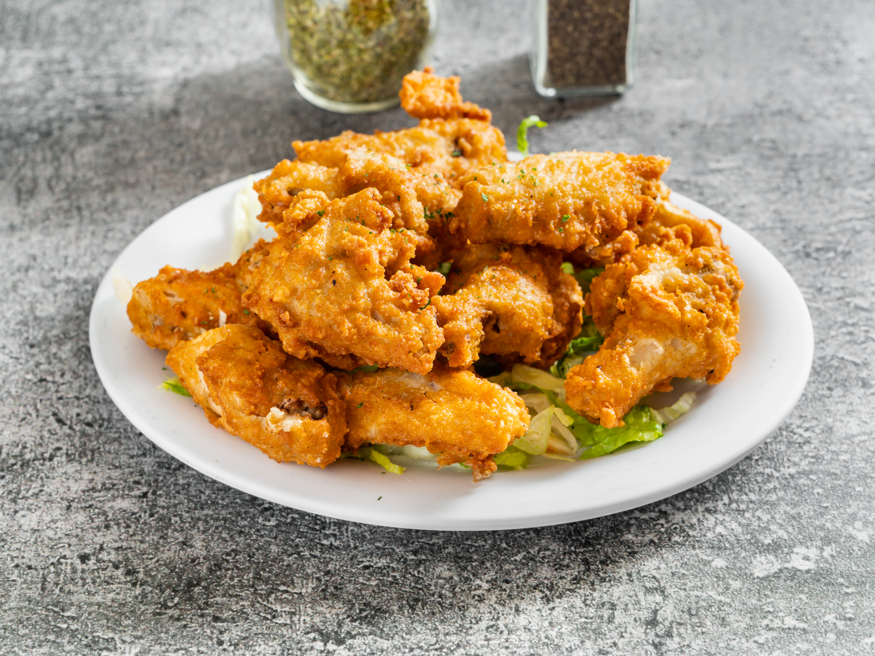 Order Buffalo Chicken Wings food online from Bardolino Pizza store, New York on bringmethat.com