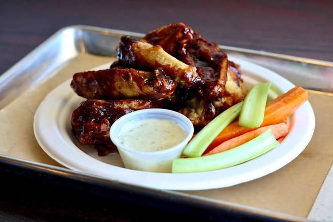 Order 1 Pound of BBQ Wings food online from Mavericks store, Roseville on bringmethat.com