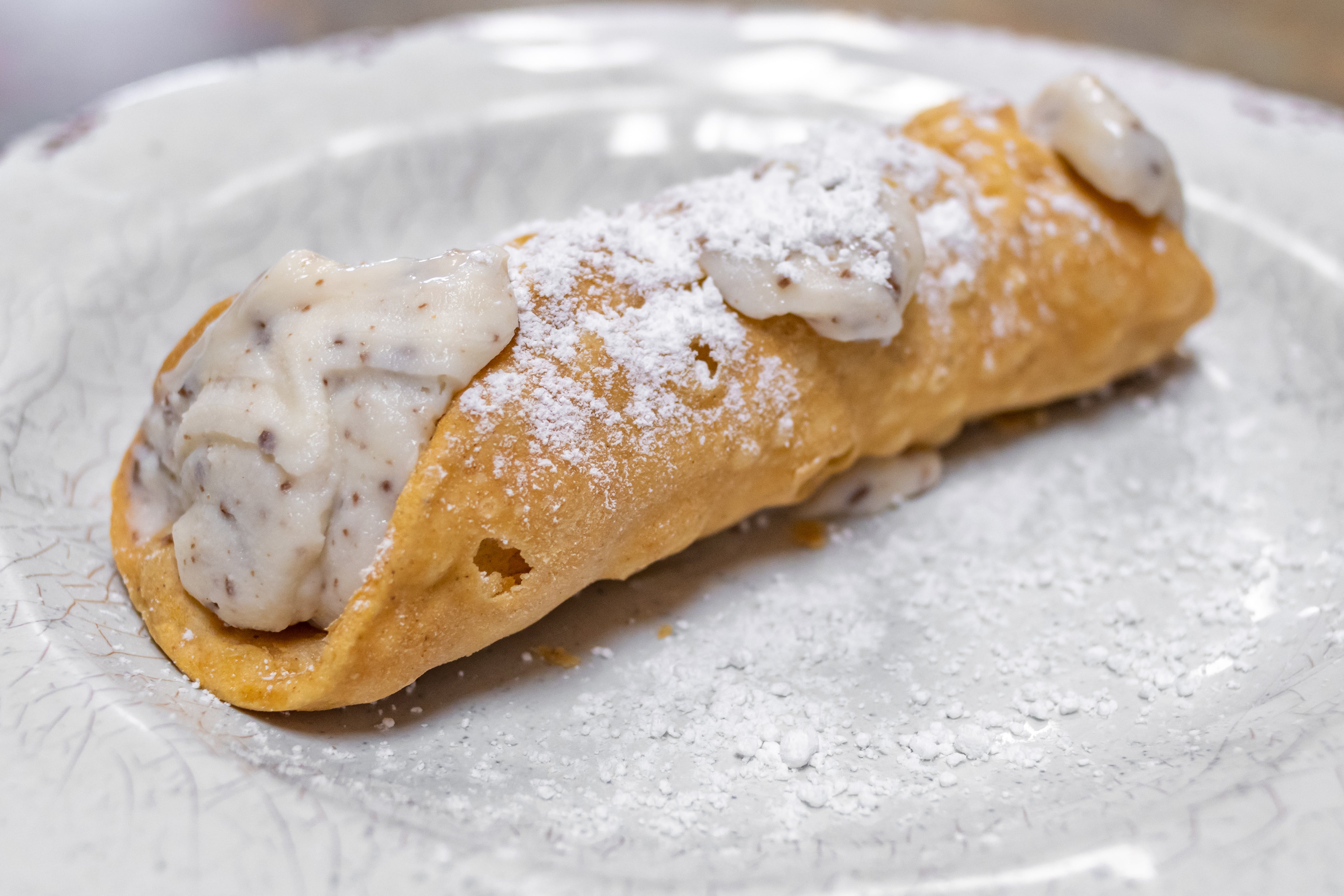Order Cannoli - Dessert food online from North End Pizza store, Oviedo on bringmethat.com