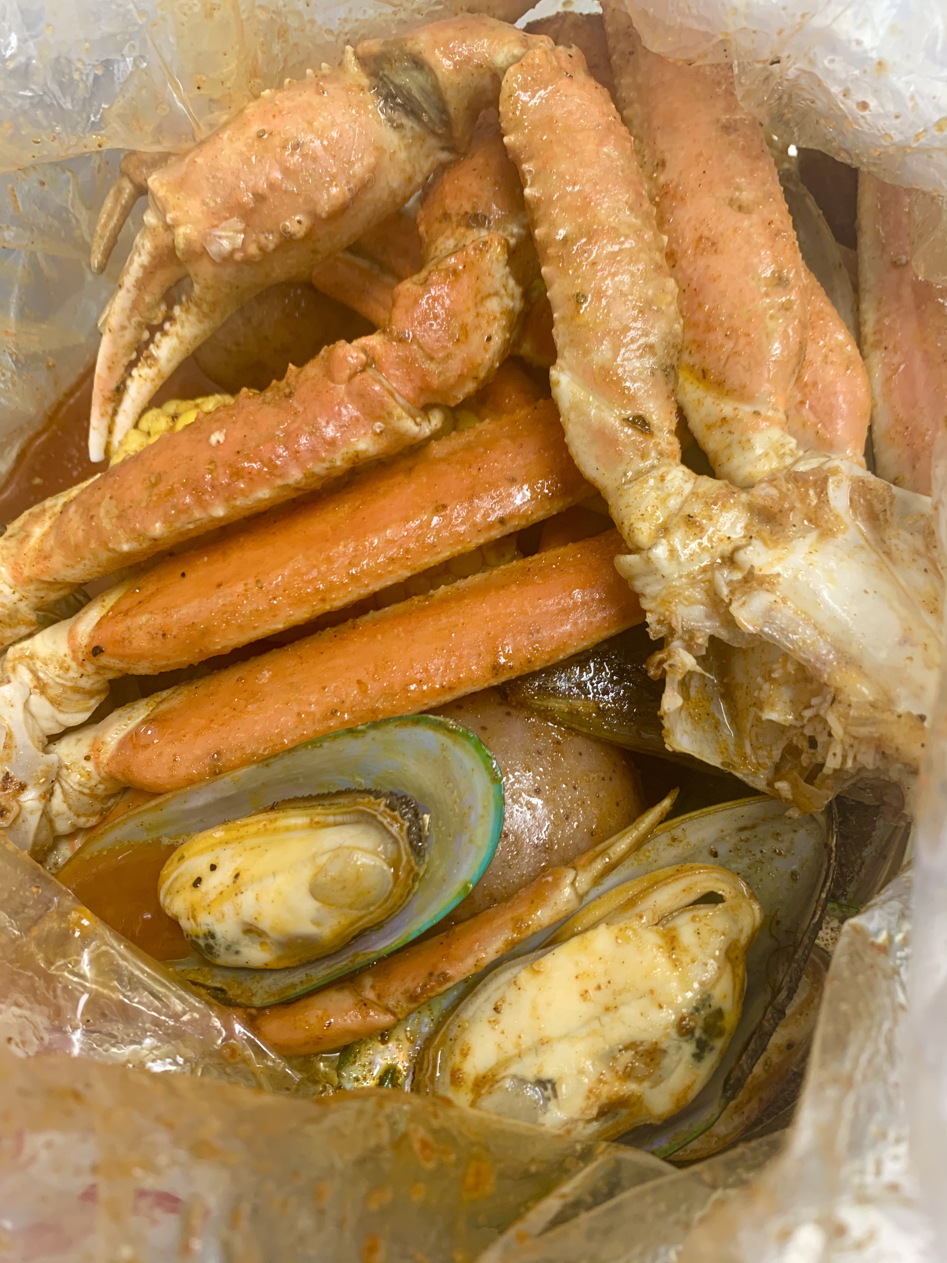Order #3. Snow Crab Leg & Mussel food online from Boiling Catch store, Brockton on bringmethat.com