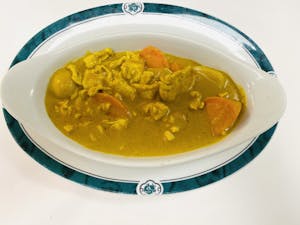 Order 160. Curry Chicken Breast food online from Lido Restaurant store, Oklahoma City on bringmethat.com