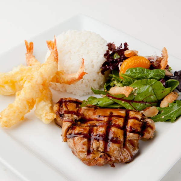 Order Tempura and Chicken Combo Plate food online from Sansai Japanese Grill store, Santa Monica on bringmethat.com