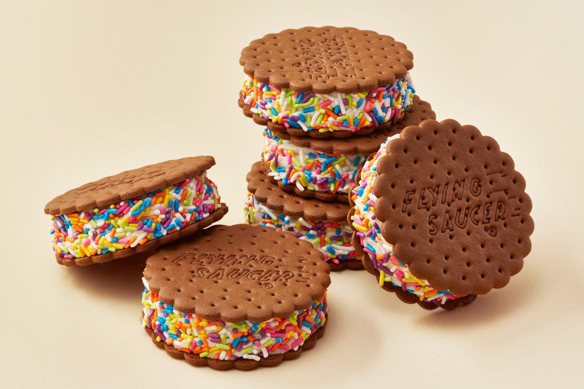 Order Deluxe Flying Saucers® food online from Carvel store, Woodland Park on bringmethat.com