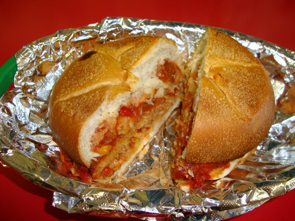 Order Graziano's Italian Sausage Sandwich Lunch food online from A Taste Of Italy store, Clive on bringmethat.com