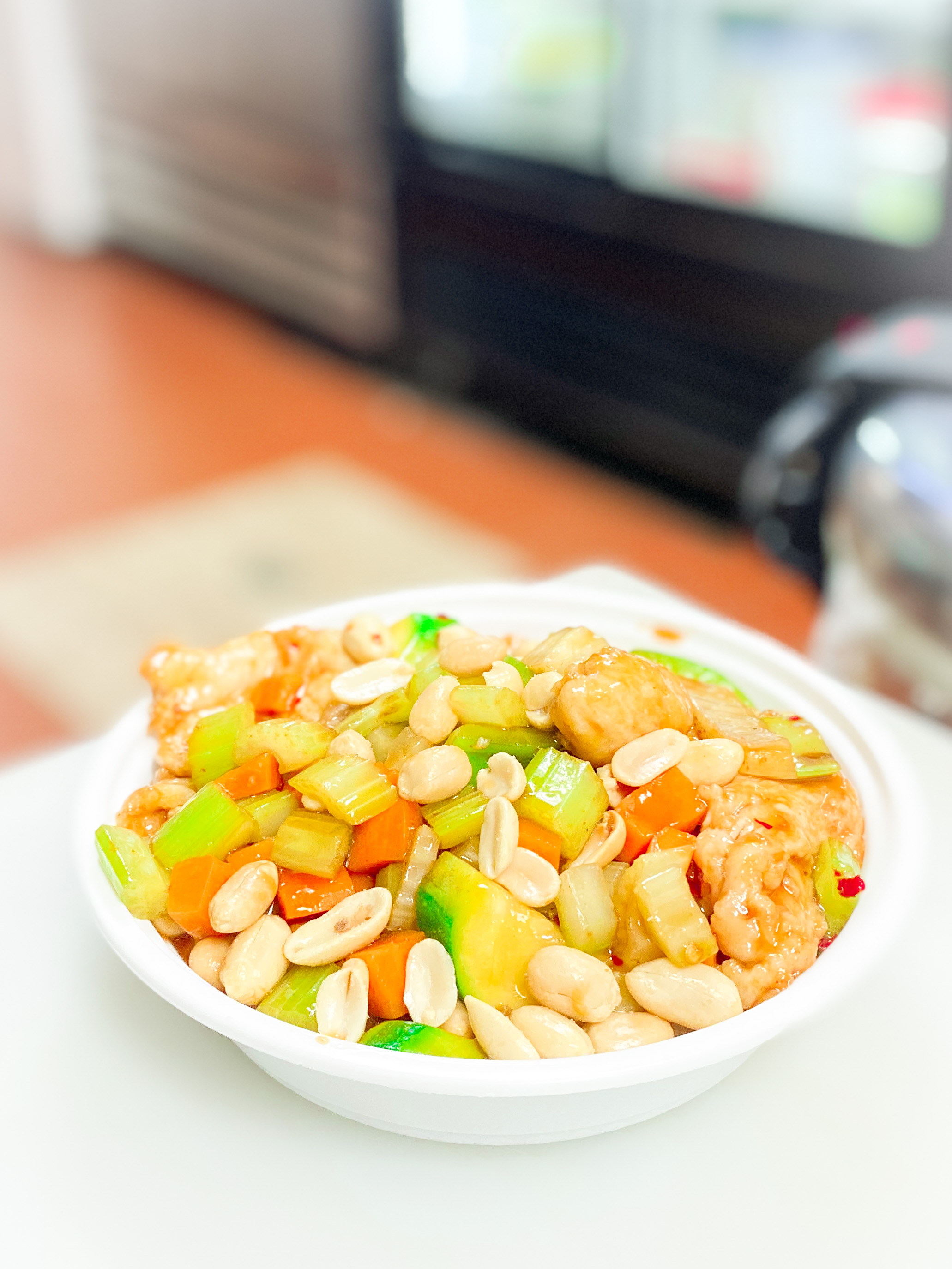 Order Kung Pao Chicken food online from Dream House Asian Bistro store, Philadelphia on bringmethat.com