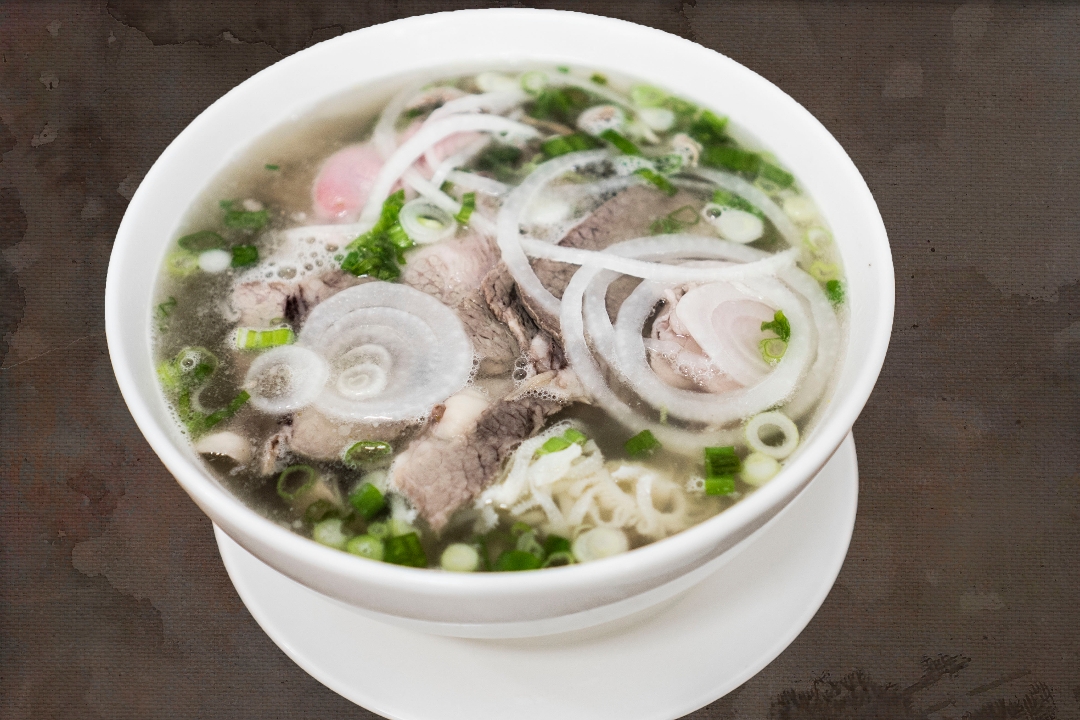 Order Pho Saigon Deluxe (7 different Meats) :-3PD food online from Saigon Pho Kitchen store, Morgantown on bringmethat.com