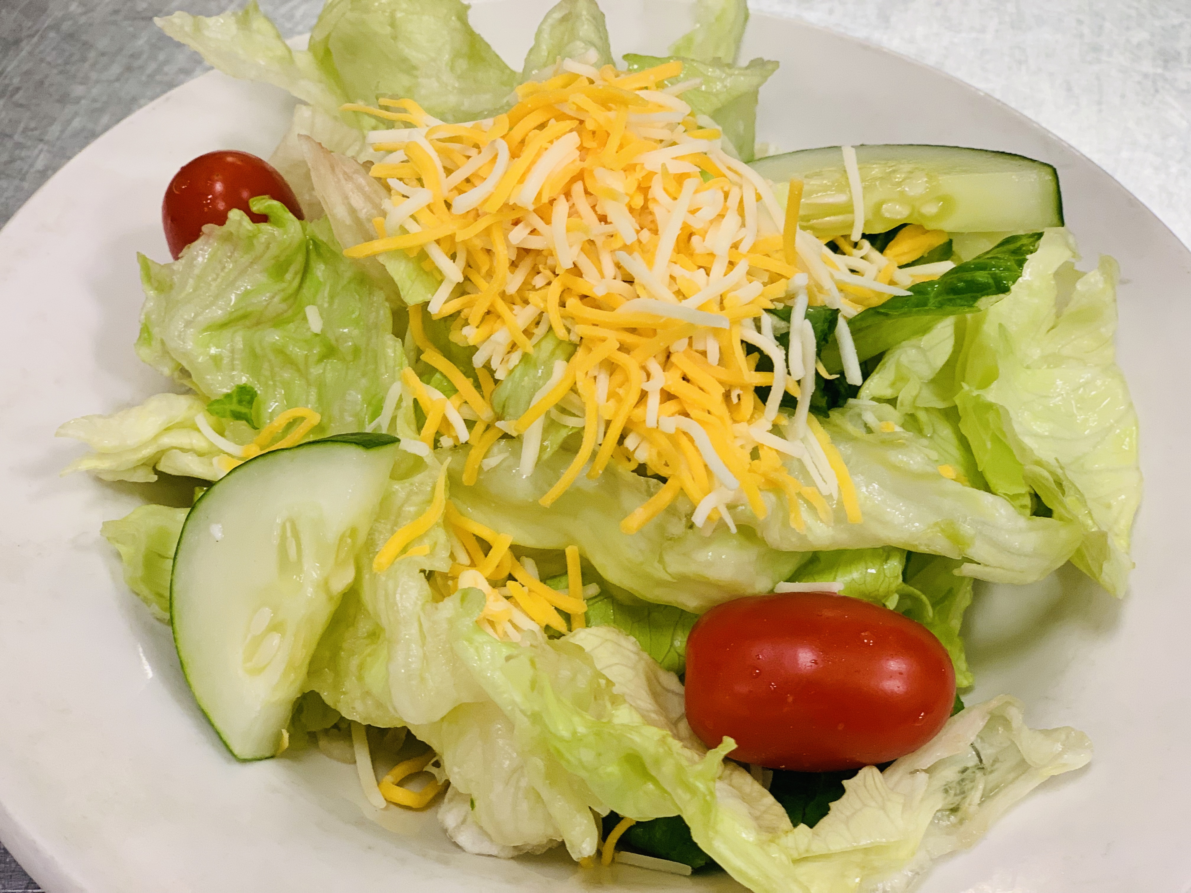 Order House Salad food online from Mojo Pub -N- Grill store, Youngstown on bringmethat.com