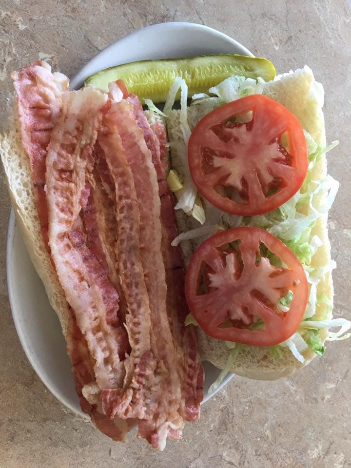 Order BLT Grinder - Small 4.0" food online from Great Lakes Grinders & Restaurant store, Muskegon on bringmethat.com