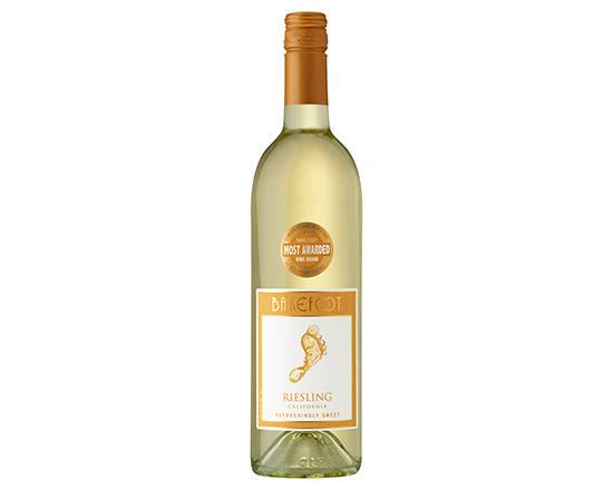 Order Barefoot Cellars Riesling, 750mL white wine (11.5% ABV) food online from Kenny Liquor Market store, ANAHEIM on bringmethat.com