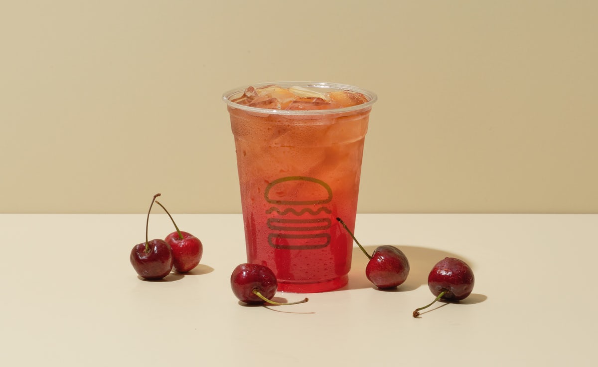 Order Fifty/Fifty Cherry Hibiscus Lemonade food online from Shake Shack store, Kirkland on bringmethat.com